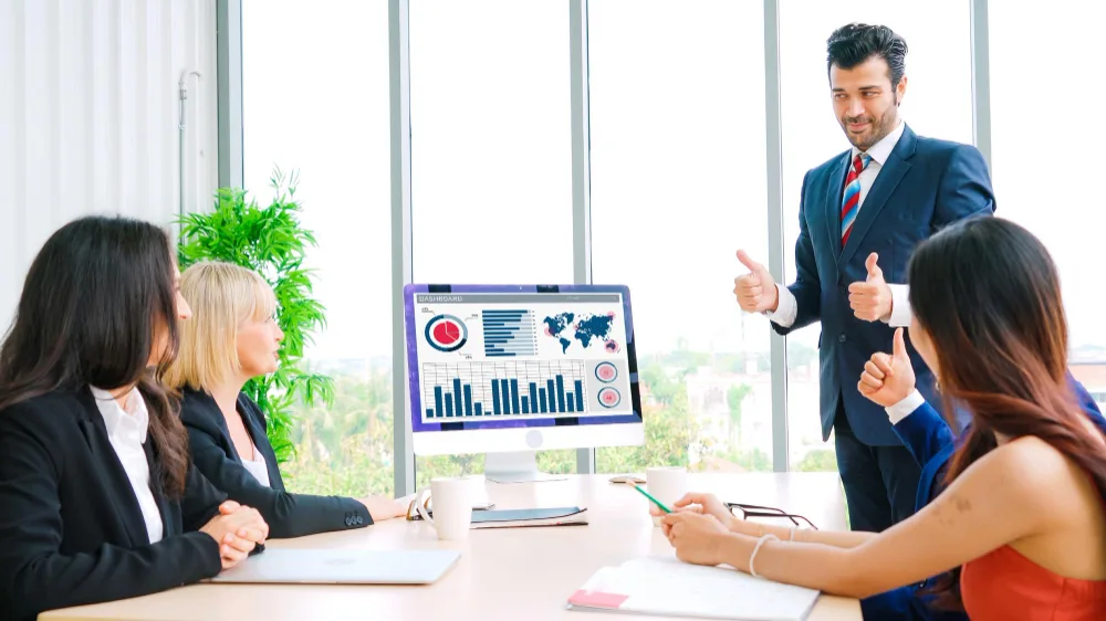 Evaluate Marketing Strategies – real estate illustration
